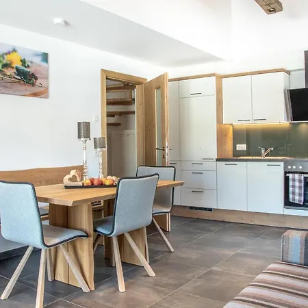 Landgasthof Und Biobauer Löckerwirt Hotel Sankt Margarethen im Lungau