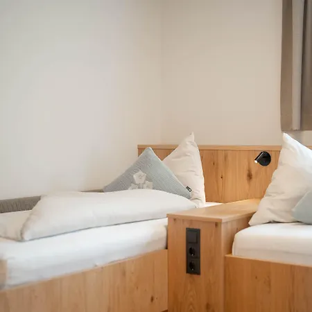 Loeckerwirt 3* ザンクト・マルガレーテン・イム・ルンガウ