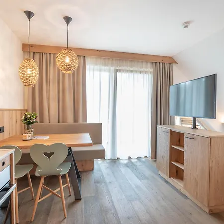 Hotel Landgasthof Und Biobauer Löckerwirt 3*