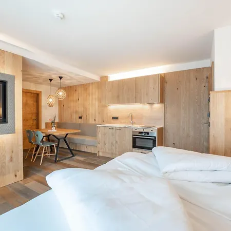 Landgasthof Und Biobauer Löckerwirt Hotel 3*