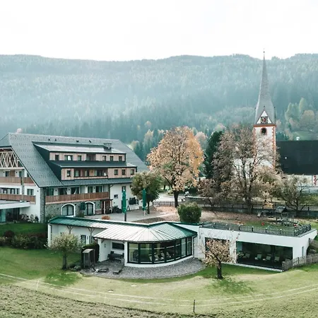 Hotel Landgasthof Und Biobauer Löckerwirt 3*
