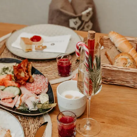 Loeckerwirt 3* ザンクト・マルガレーテン・イム・ルンガウ