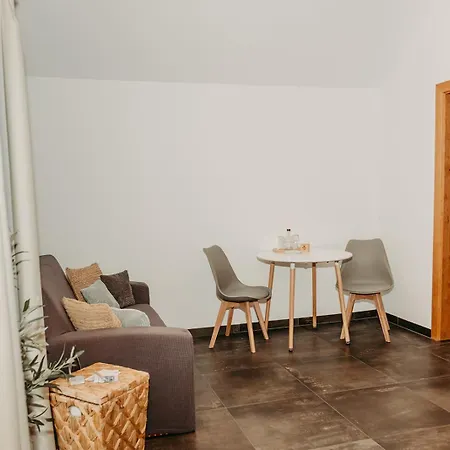 Loeckerwirt ホテル 3*